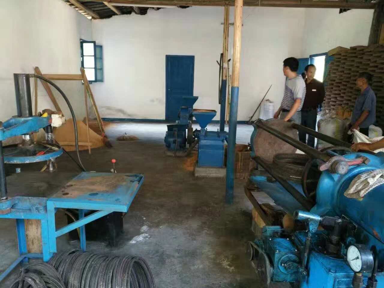 常德液壓壓榨機(jī),常德固液分離機(jī),常德壓濾機(jī),常德粉碎機(jī) 常德液壓壓榨機(jī),常德固液分離機(jī),常德壓濾機(jī),常德粉碎機(jī)